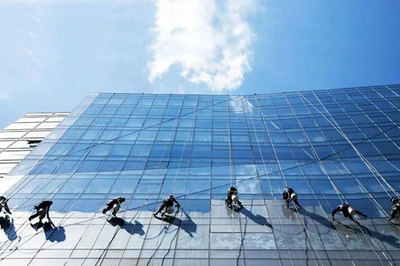 外墻清洗 專業(yè)工作流程與透明收費(fèi)標(biāo)準(zhǔn)解析